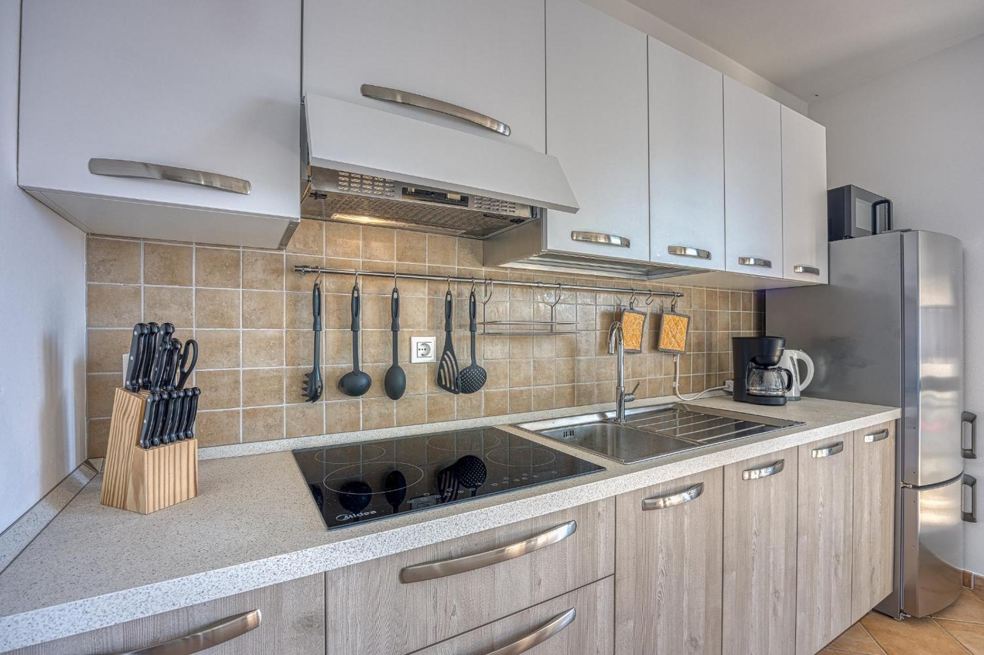 Apartment Anita Gedići Buitenkant foto